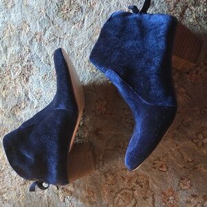 Restricted navy blue velvet ribbon lace up back ankle boot
